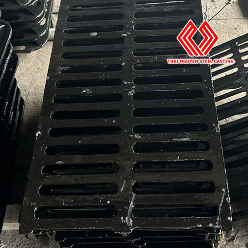 Iron gully grate